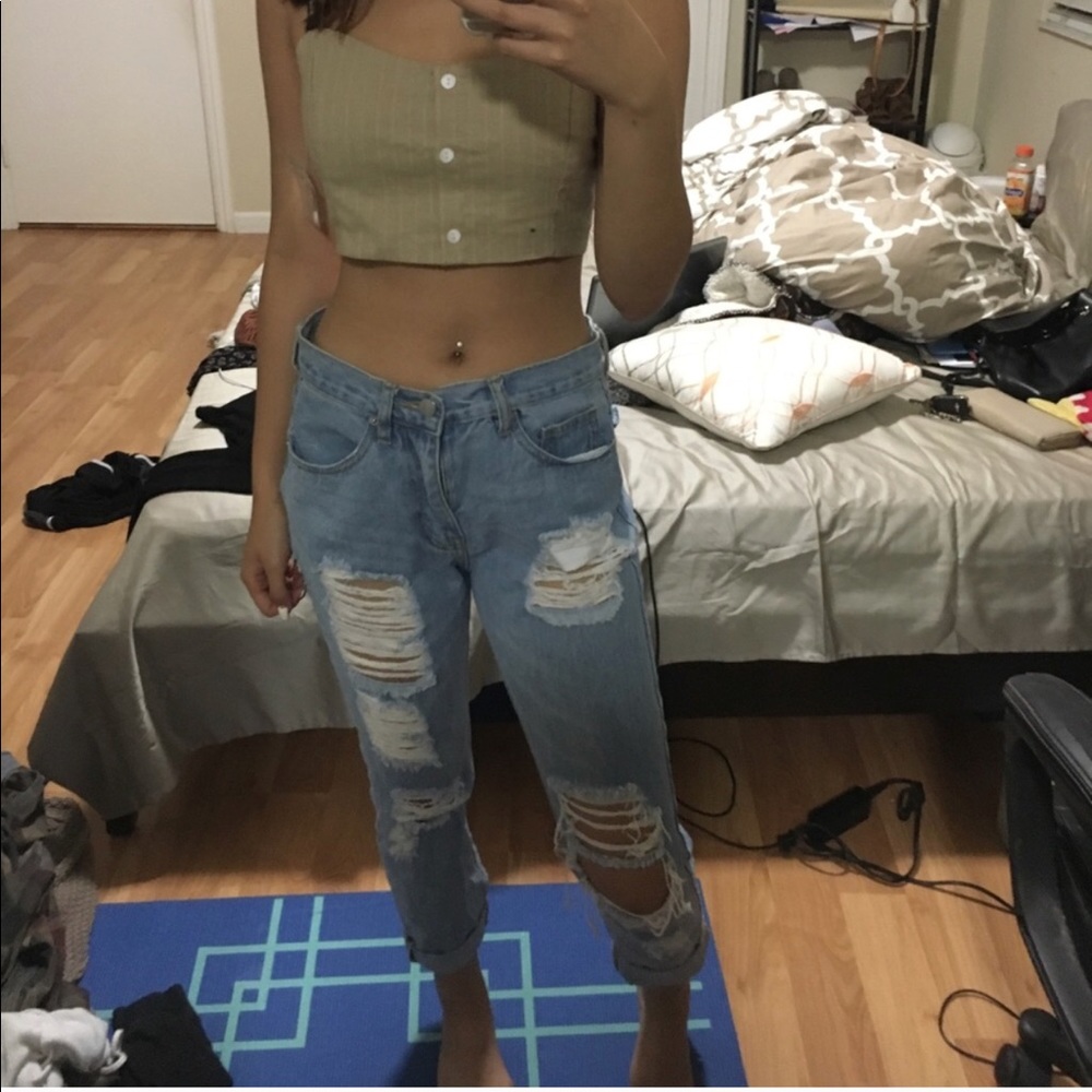 Brandy Melville boyfriend jeans